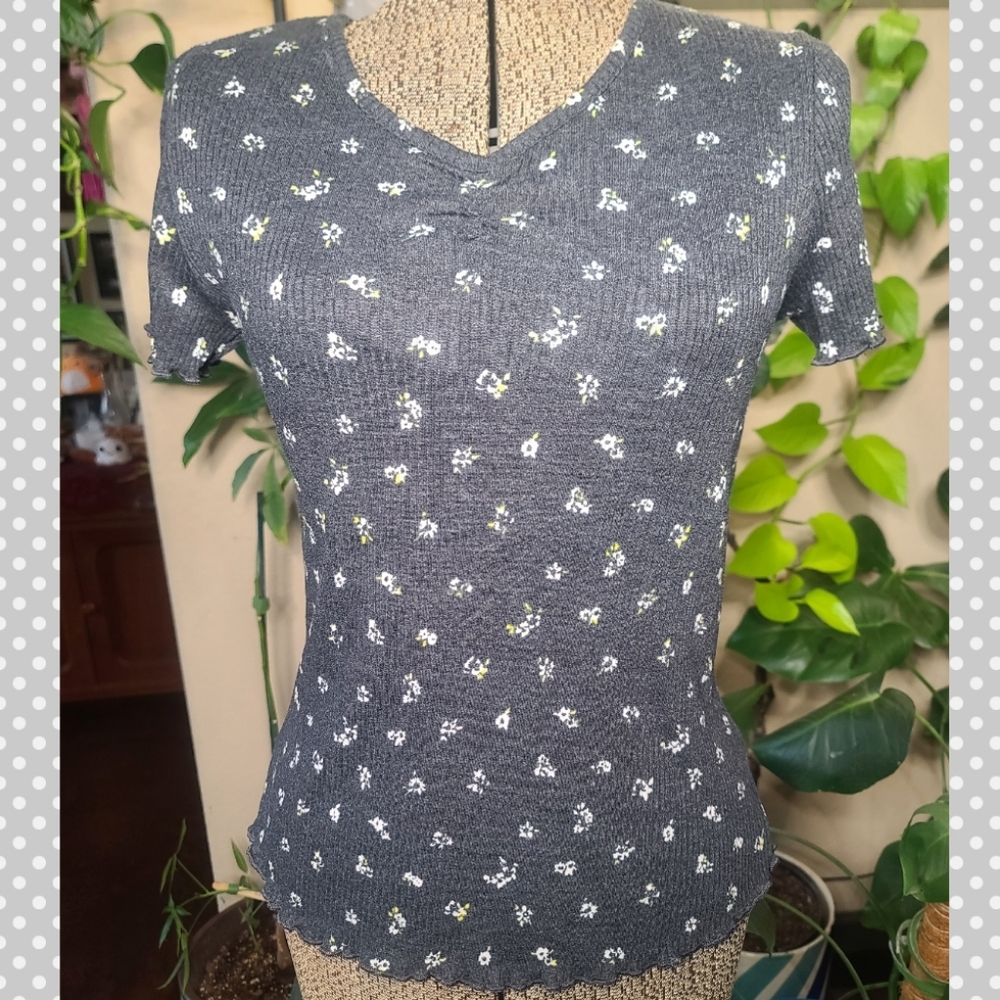 art class girls floral cinch front lettuce edge t-shirt size XL (14/16)